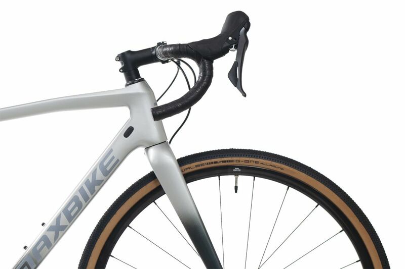 Maxbike gravel kolo TOPAZ stříbrné