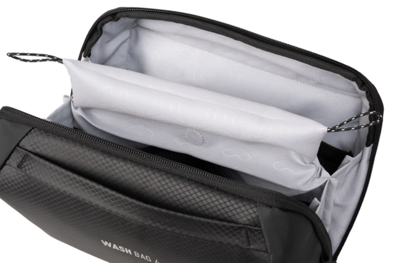 Cube cestovní taška Wash Bag 4