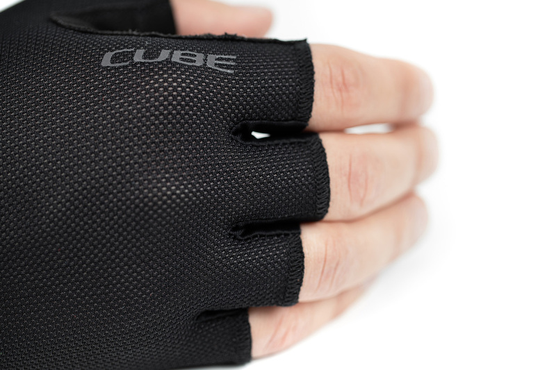 Cube rukavice GLOVES PERFORMANCE SHORT FINGER black