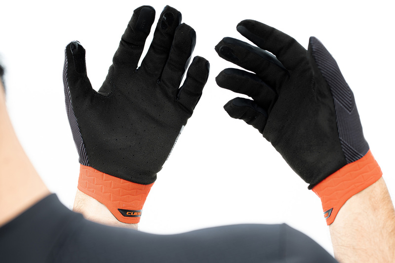 Cube rukavice PERFORMANCE LONG FINGER X ACTIONTEAM black orange