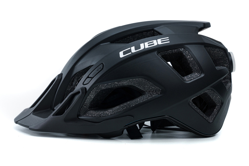 Cube helma QUEST black