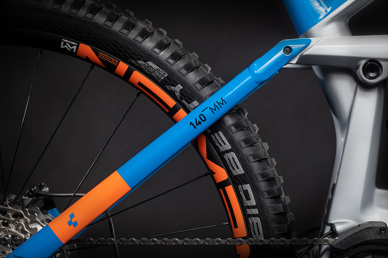 Cube horské elektrokolo STEREO HYBRID 140 HPC ACTIONTEAM 625 NYON