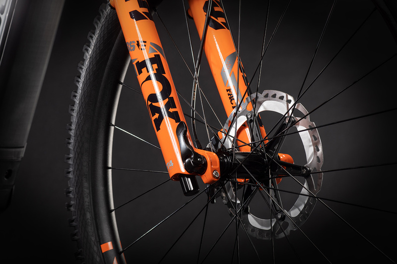 Cube horské elektrokolo STEREO HYBRID 140 HPC ACTIONTEAM 625 NYON