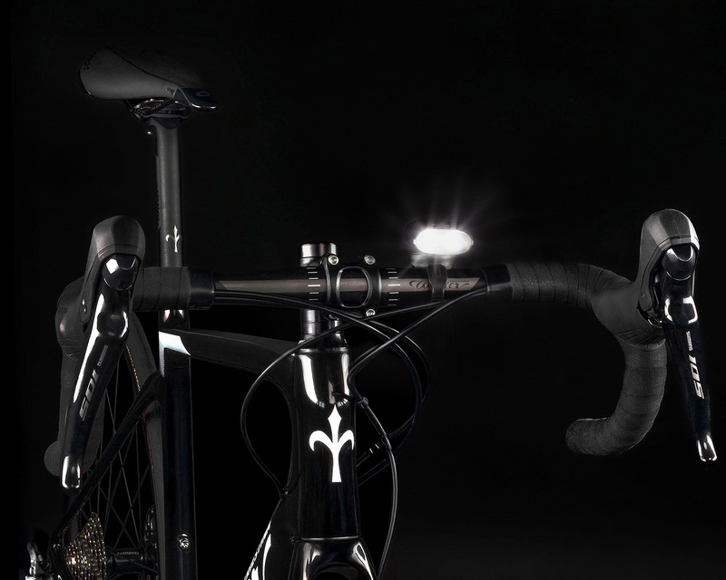 Force světlo přední GLINT 1600LM USB, powerbanka