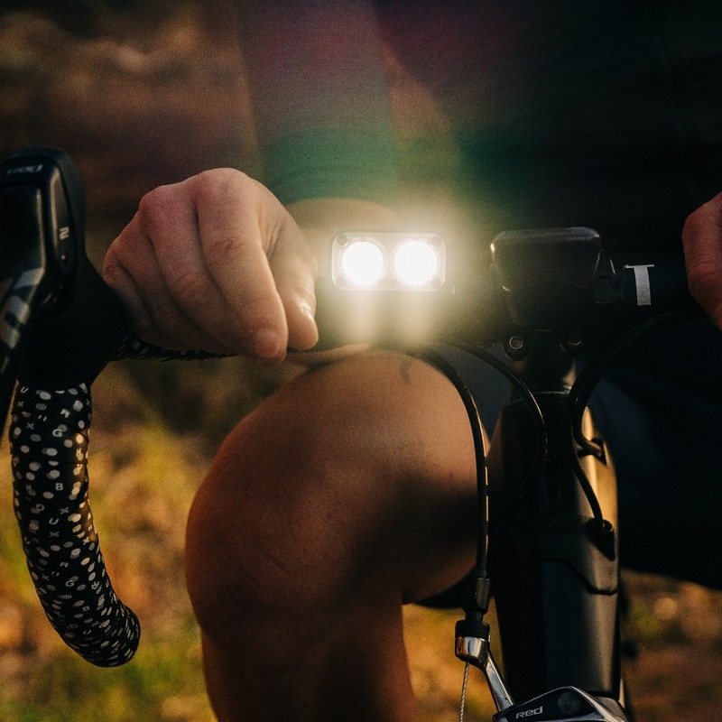 Knog přední světlo Blinder Road 400