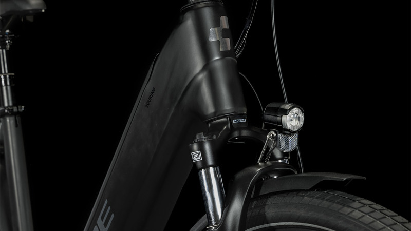 Cube trekingové elektrokolo TOURING HYBRID PRO black metal