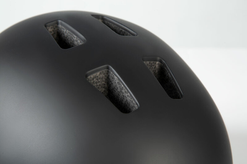 Endura helma PISSPOT matně černá