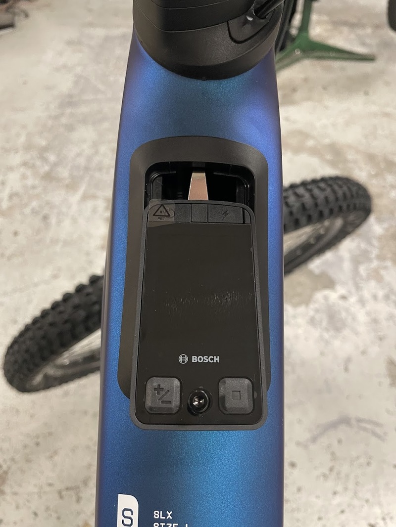 Cube rámeček pro displey KIOX 400C
