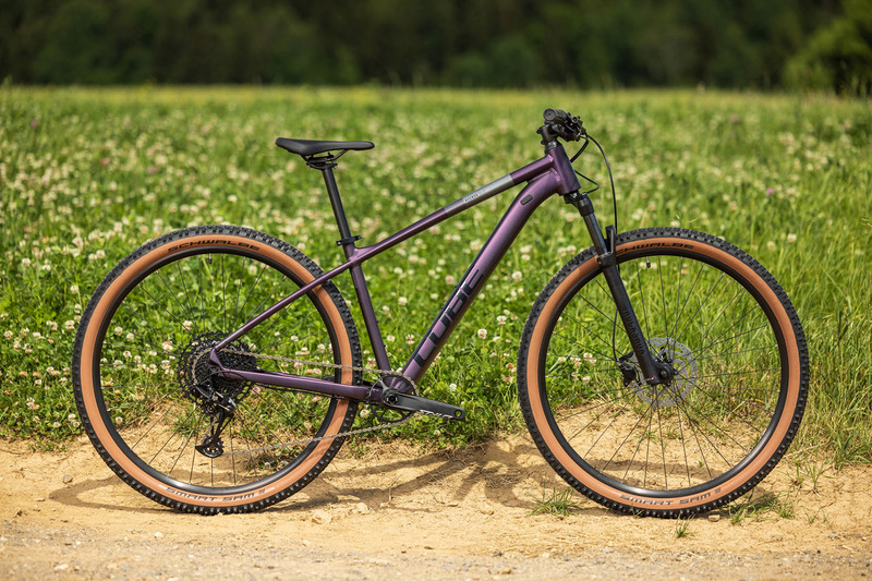 Cube horské kolo ACCESS WS SLX shiftpurple black