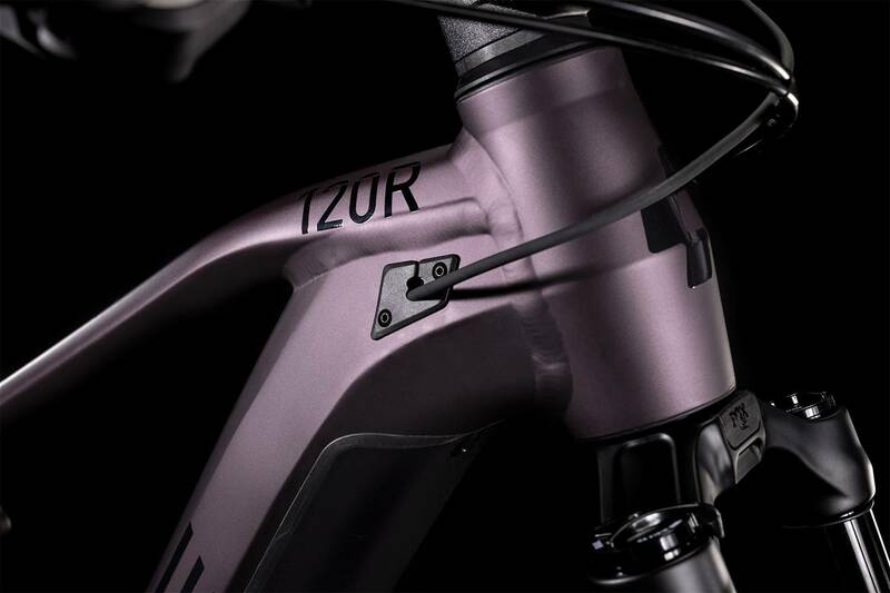 Cube horské elektrokolo STEREO HYBRID 120 RACE smokylilac black