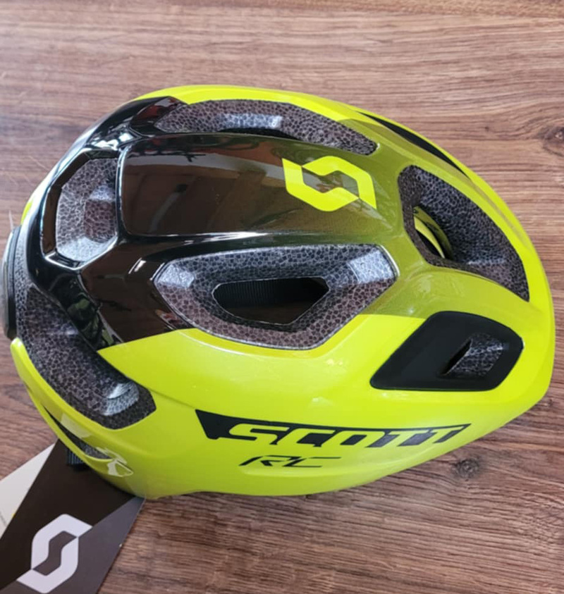 Scott dětská helma SPUNTO PLUS JUNIOR radium yellow RC