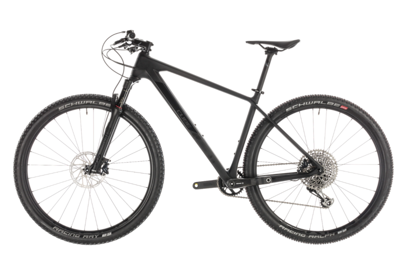 Cube horské kolo REACTION C:62 SLT carbon black glossy