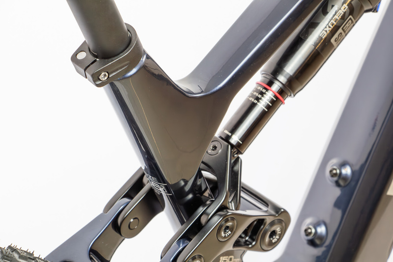 Head horské elektrokolo MURET 1.0 graphite/black