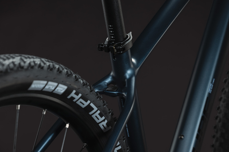 Cube REACTION SLX navyblack´n´black