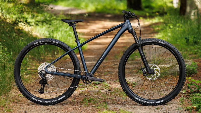 Cube REACTION SLX navyblack´n´black