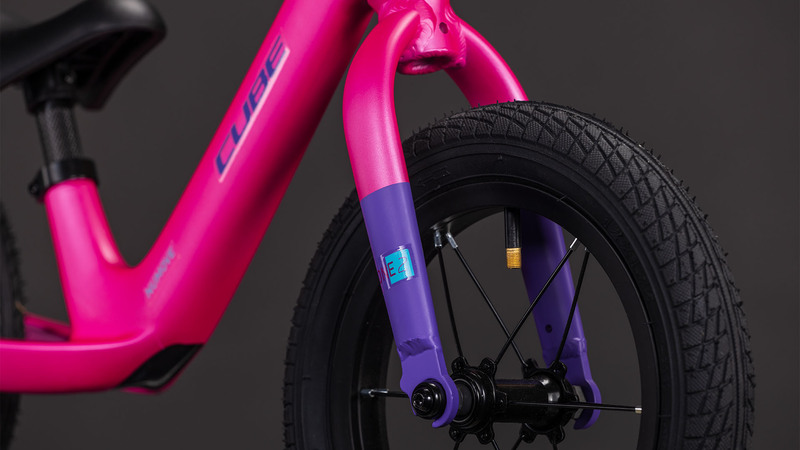 Cube dětské odrážedlo NUMOVE 120 WALK fucsia´n´plum